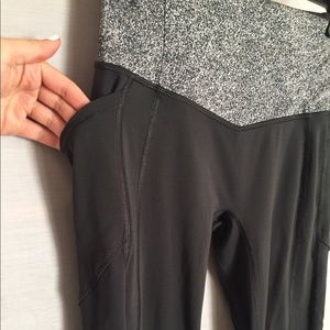 Lululemon grey 3/4 leggings